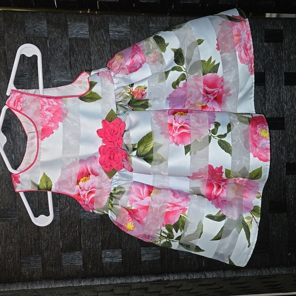 Floral baby girls 12 month dress - Picture 1 of 5